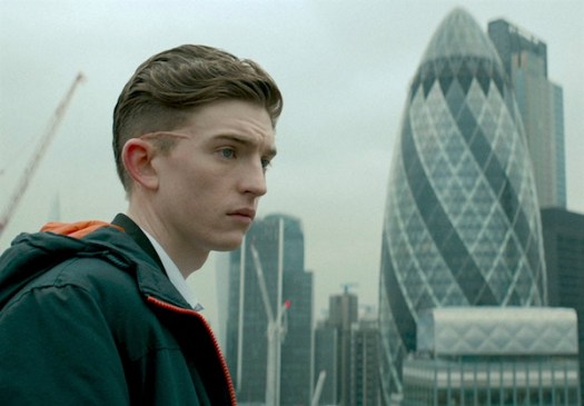 Look, it's London! Look, it's London!